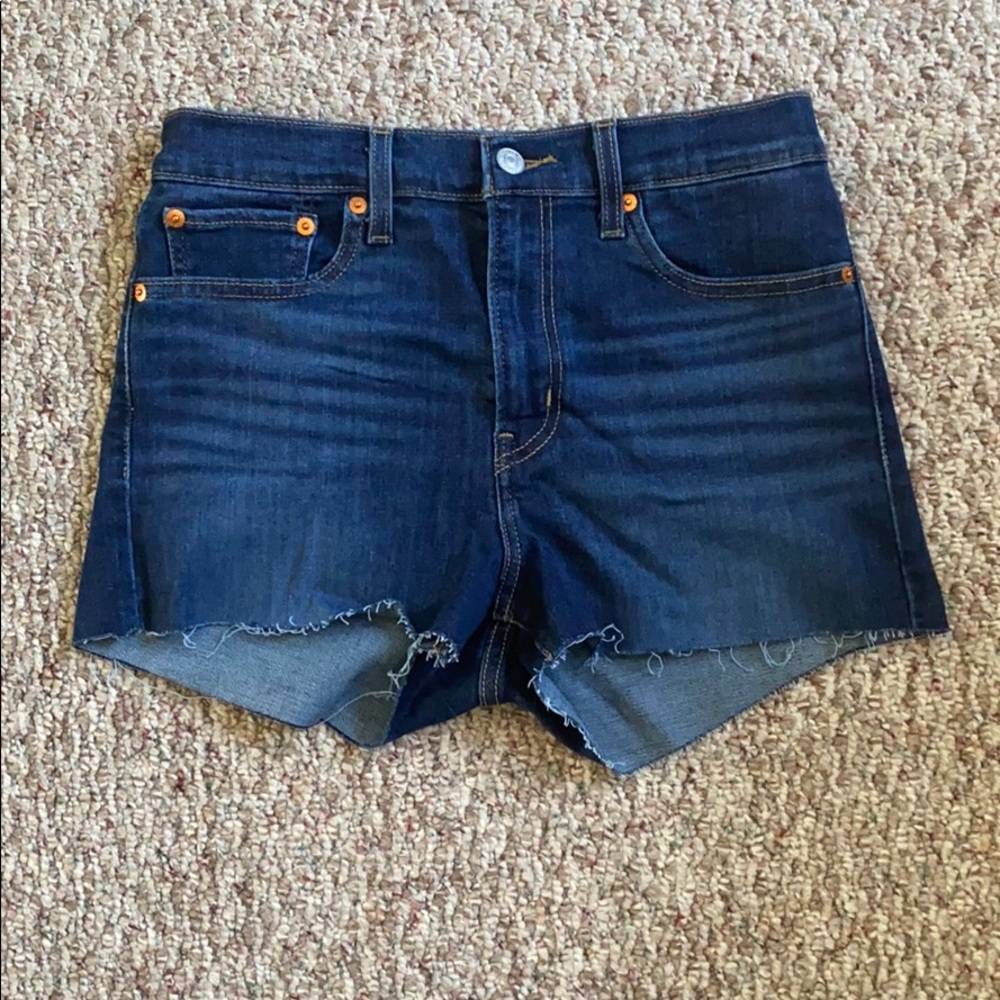 Levi’s high rise denim shorts